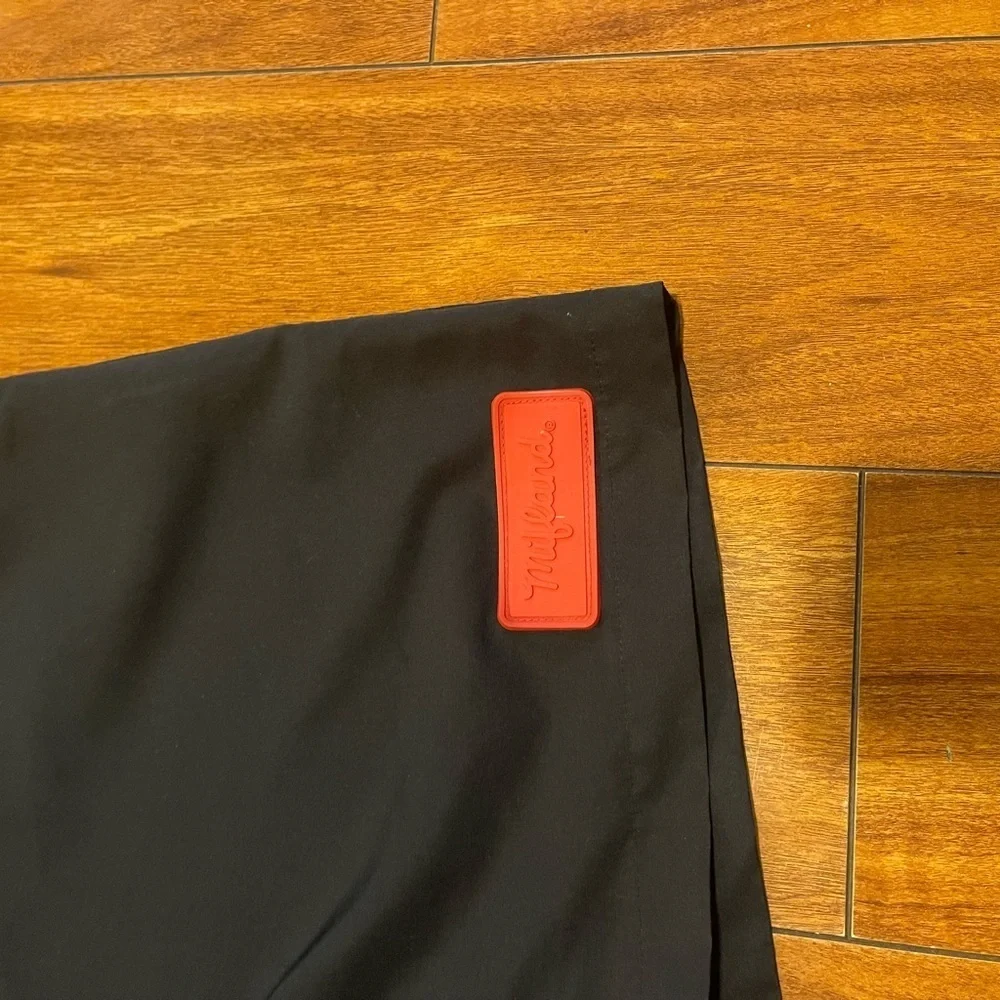 Mifland men short